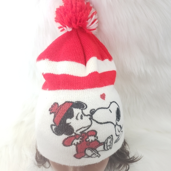 Vintage 1958 Orlon Peanuts Snoopy Kissing Lucy Winter Acrylic Cap - Picture 2 of 10